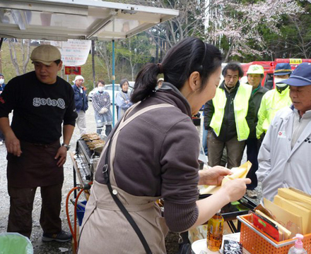 NPO法人アラスキッチンカー　東日本大震災支援活動